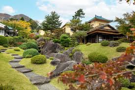 Hakone Art University